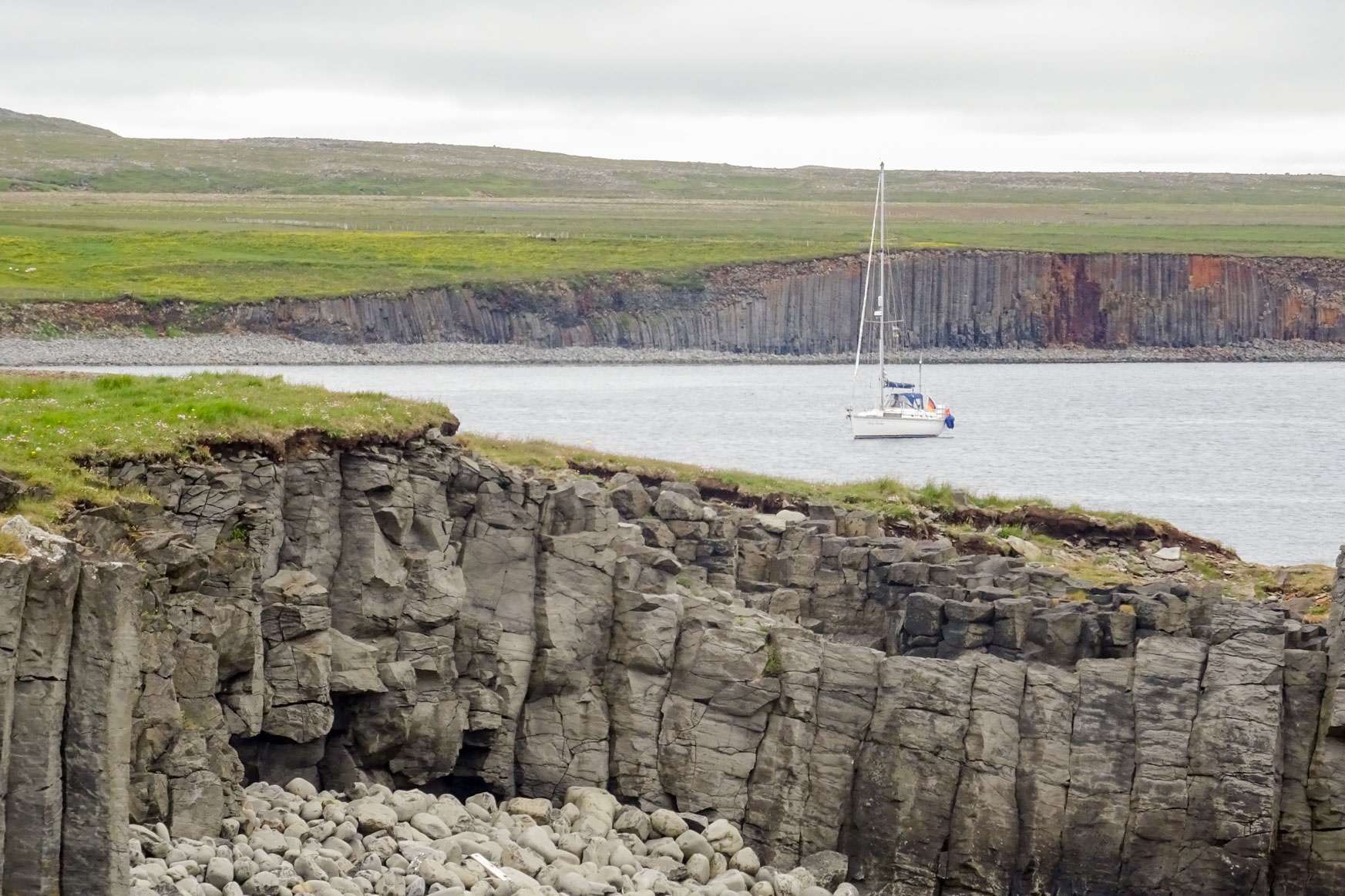 Ruby Tuesday hinteer Basalt
