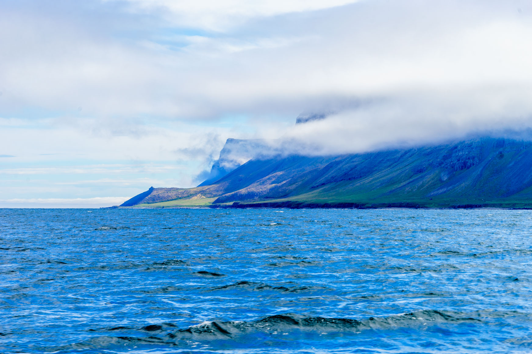 Fjordeinfahrt vom Reykjafjörður