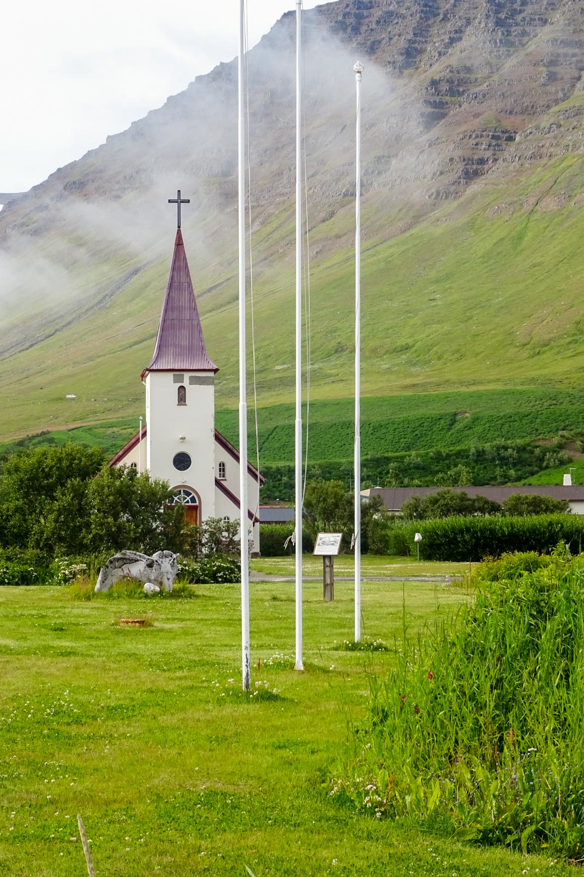 Kirche von Flateyri
