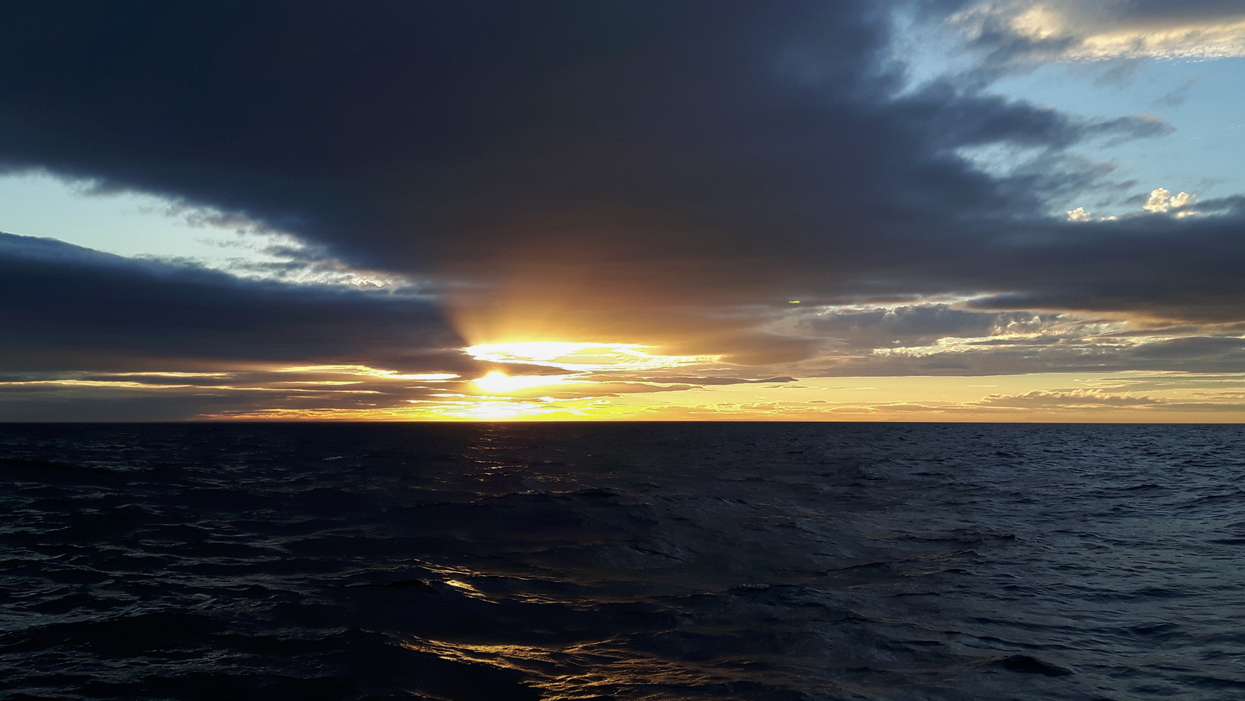 Sonnenuntergang am Dienstag
